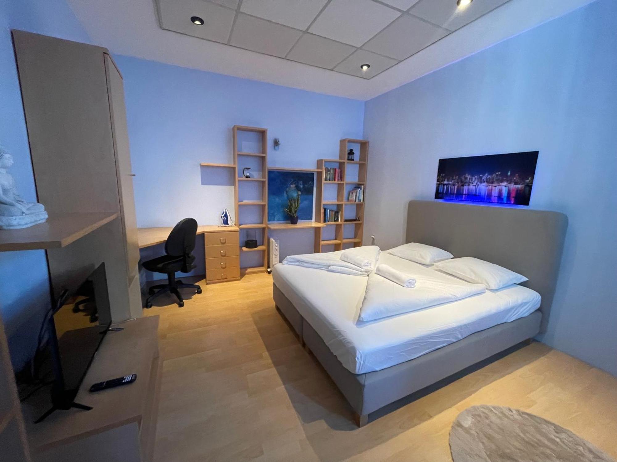 Two-room In Mariahilfer Wien
