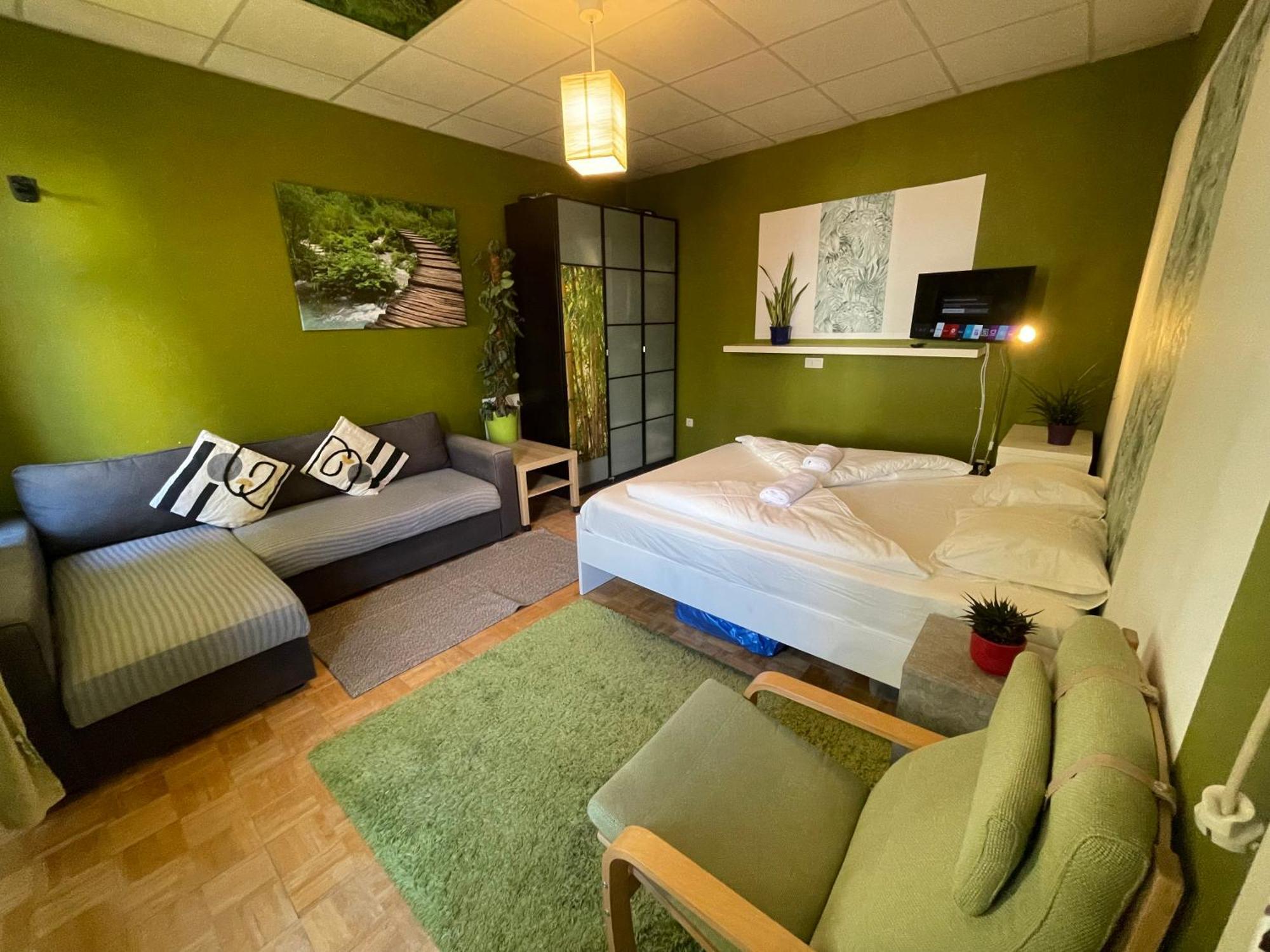 Two-room In Mariahilfer Apartment Wien